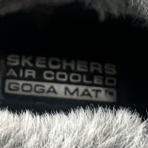 SKECHERS Woman's Nubuck Fur Lined Booties 7 Comfortable and Toasty Warm! - Picture 8 of 8